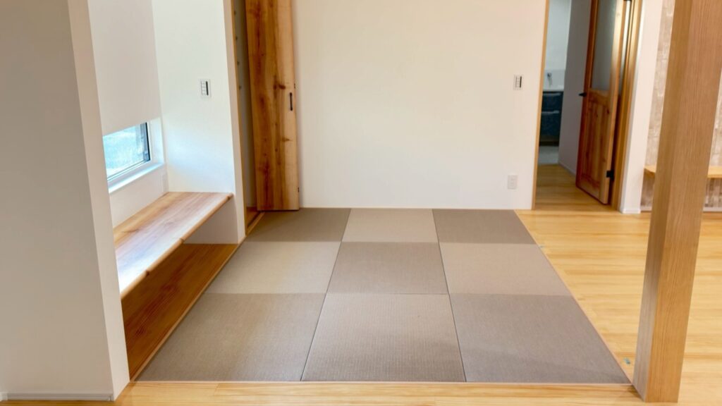 リビングの畳スペースは４畳半の広さを確保