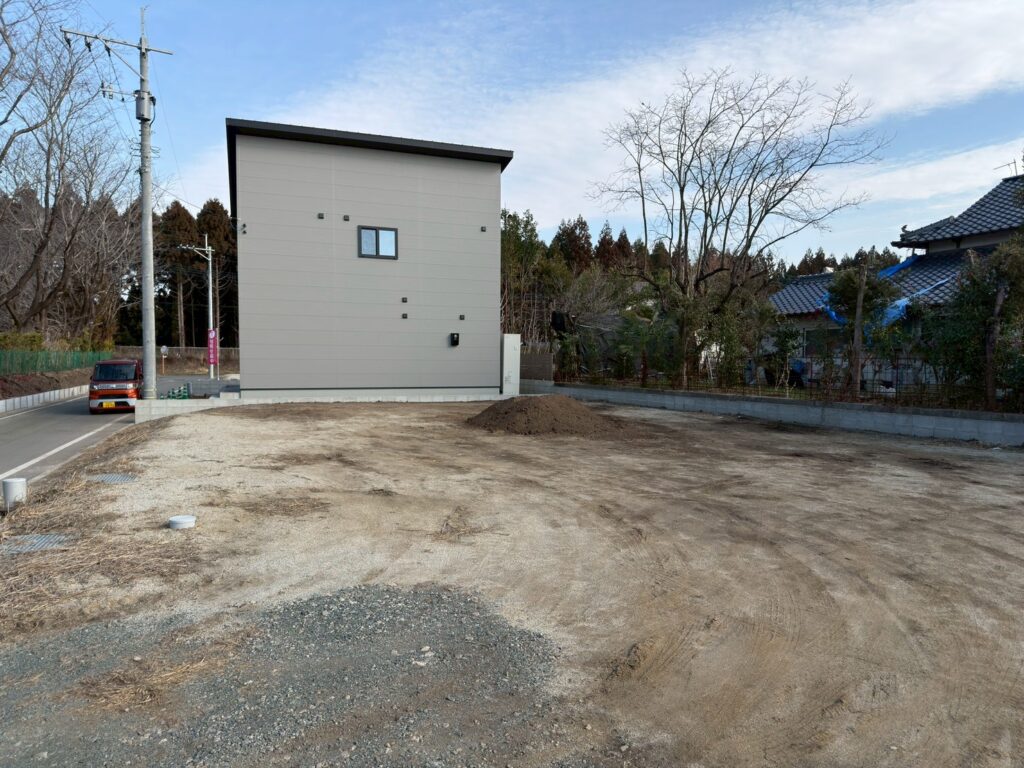 2号地②
分譲地内の物件です。